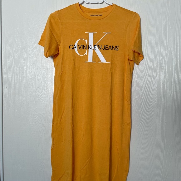 BRAND NEW calvin klein t-shirt dress - Picture 1 of 3